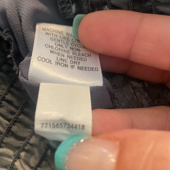 Apt. 9 Flutter Sleeve Blouson Blouse - Picture 10 of 10